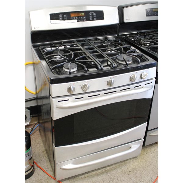 GENERAL ELECTRIC PROFILE GAS RANGE STOVE