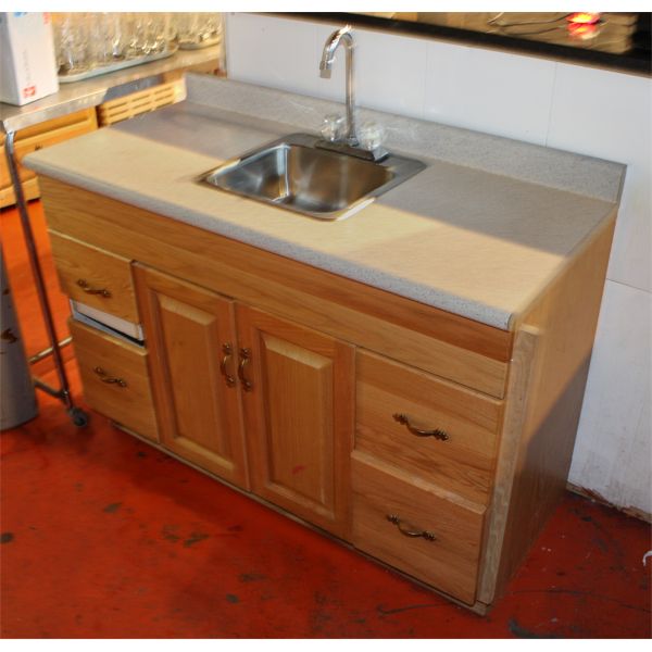 SINK WITH 4 DRAWER VANITY
