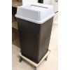 Image 1 : RUBBERMAID GARBAGE CAN WITH ROLLING CART
