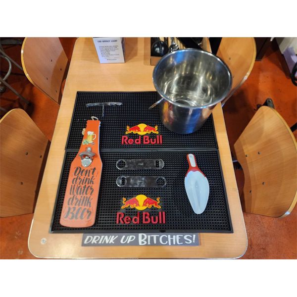 PAIR OF BAR MATS AND ACCESSORIES