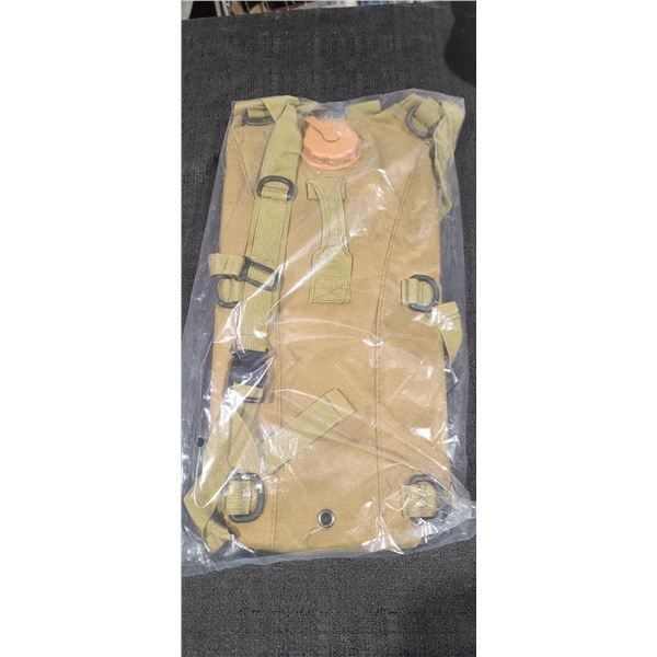 NEW IN BAG KMS 3LTR HYDRATION BACK PACK