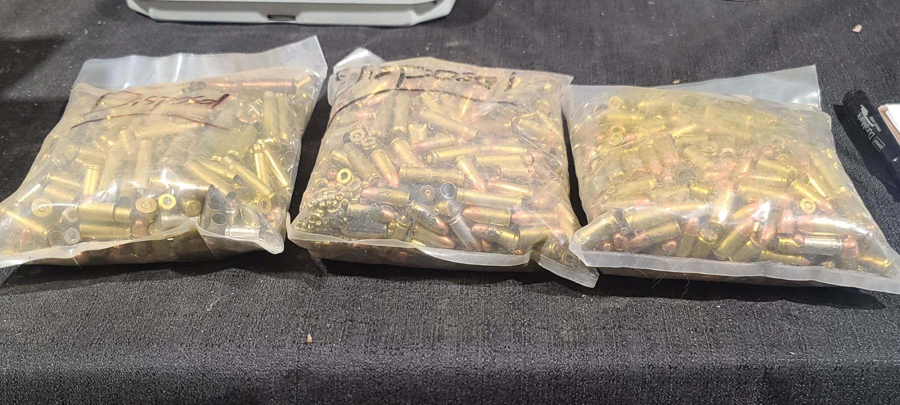 Rfle ROUGHLY 30LBS OF FACTORY MISSLOADS A MIX OF RFLE AND PISTOL AMMUNITION ...