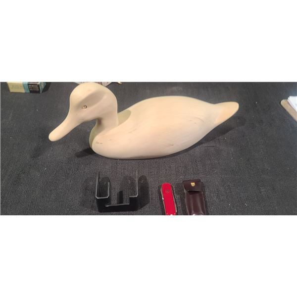 "SWISS" ARMY KNIFE AND DUCK CARVING