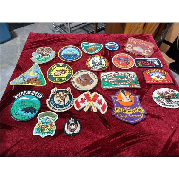 ASSORTED COLLECTABLE BADGES