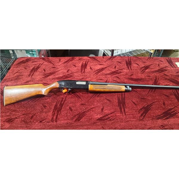 WINCHESTER MODEL 2200 12GA 2 3/4" FULL - 4 + 1 ROUNDS - PUMP ACTION -  29" BARREL - S/N: L689030 - B