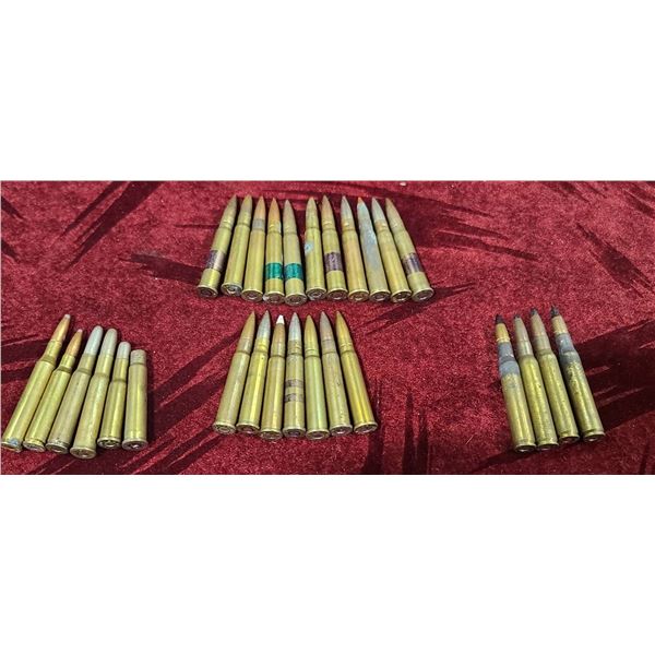 MIXED LOT: 18 .303" ROUNDS, FOUR BLACK TIPPED 30-06 ROUNDS, ON3 .303 SAV, AND OTHER