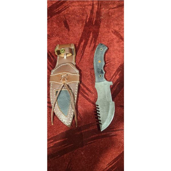 DAMASCUS KNIFE AND LEATHER SHEATH