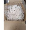 Image 1 : LOT OF 625 TAPERED OVAL BOTTLES 5oz