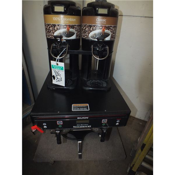 Bunn Coffee Machine w/ 2 Coffee Urns