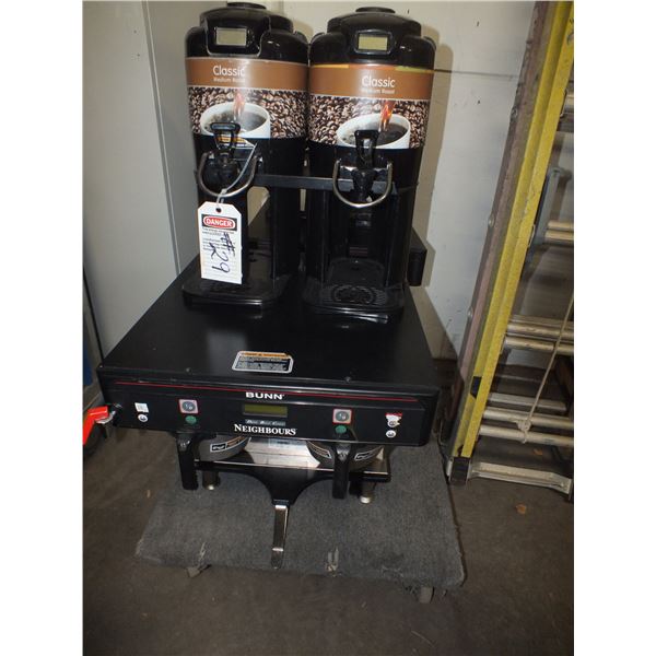 Bunn Coffee Machine w/ 2 Coffee Urns