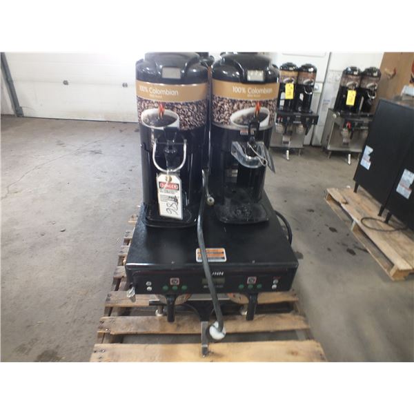 Bunn Coffee Machine w/ 2 Coffee Urns