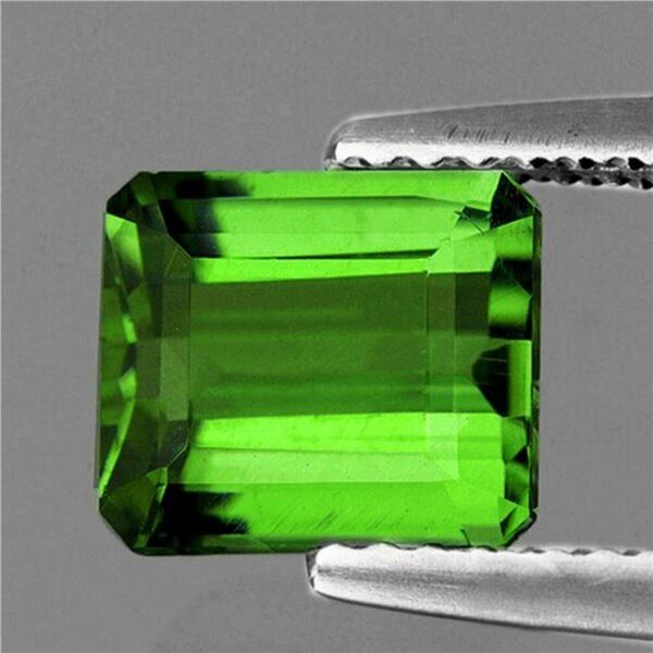 NATURAL GREEN TOURMALINE 2.55 Cts [IF-VVS]