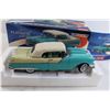 Image 4 : Sun Star The Platinum Collection 1955 Pontiac Star Chief Closed Convertible Die Cast - 1/18