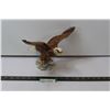 Image 1 : Beswick Bald Eagle Figurine - Made in England - 13"x9"
