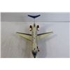 Image 2 : Douglas DC-9 Airplane Toy
