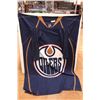 Image 1 : Edmonton Oilers Snuggie, Wooden Hockey Stick Blade Coat Hangers