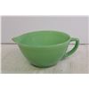Image 3 : Jadeite Fire King Batter Bowl  - Approx. 4 Cup