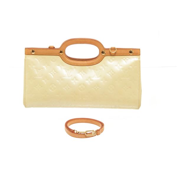 Louis Vuitton Beige Leather Roxbury Drive Shoulder Bag