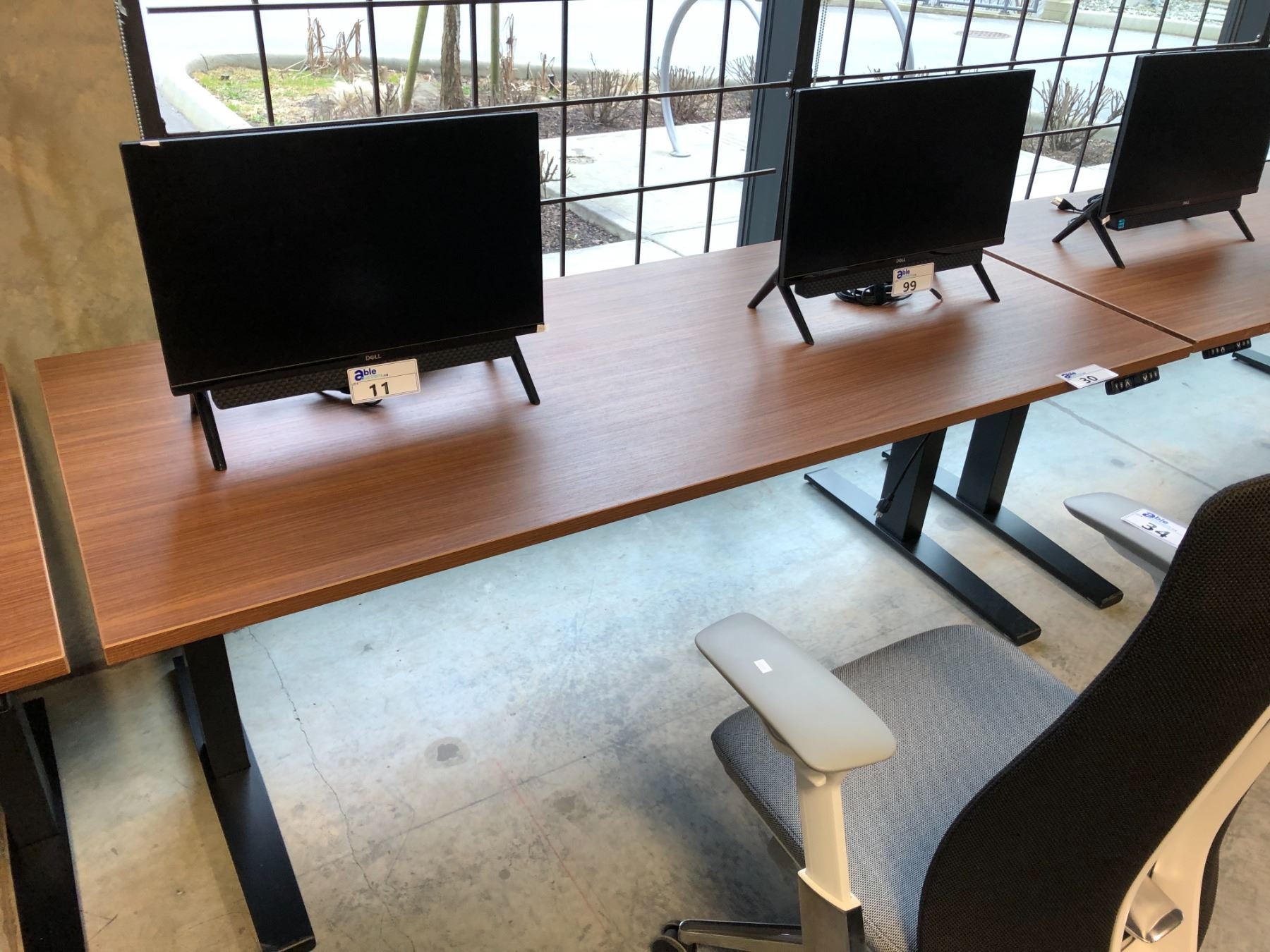Table For Computer Programmers CHERRY 72