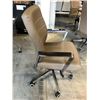 Image 2 : GLOBAL TAN MID-BACK EXECUTIVE CHAIR