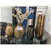 Image 1 : 5 METALLIC DECORATIVE METAL FLOWER VASES INCLUDING DECORATED BLACK CUSHIONS