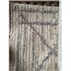 Image 1 : Avenue 33 - 8'x10' Area Rug - Beige 