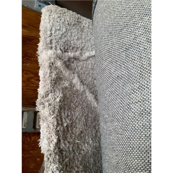 Plush  8'x10' Area Rug Gray 