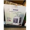 Image 1 : Winix Ultrasaonic Humidifier with Light Cel