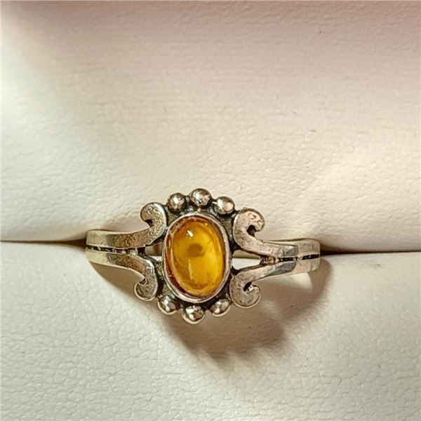 Silver Amber Ring (~Size 7)(Ring is resizable for $40) (~length 0 inches), Suggested Retail Value $8