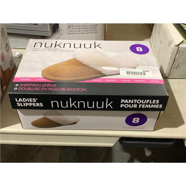 Nukuuk Ladies Leather Slippers Size 8