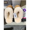 Image 3 : Nukuuk Ladies Leather Slippers Size 8