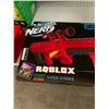 Image 2 : Nerf Roblox Zombie Attack Viper Strike