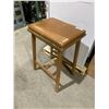 Image 2 : Leather Counter Height Bar Stool