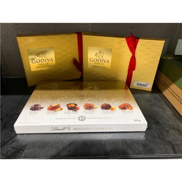 Lot of boxes of chocolates, 2 boxes of assorted Godiva chocolates, 1 box of assorted Lindtt chocolat