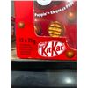 Image 2 : Nestle KitKat Pops 12 x 70g  Chocolate
