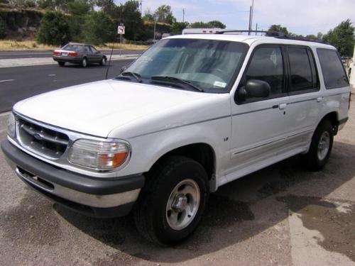 1998 Ford Explorer Xlt V8 White Air Bags A C Cruise Tilt All Power Cd Player Tow Package V 1998 Ford Explorer Xlt V8 White Air Bags A C Cruise Tilt All Power Cd Player Tow Package V