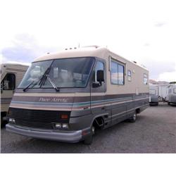 *1990 Pace Arrow Fleetwood Motorhome, Tan/Gray, A/C, Cruise, All Power, Tape Player, Panasonic Tv, V