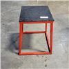 Image 1 : RED METAL STEP STOOL