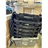 Image 2 : 8 TOTES - 6 W/ BUILT IN LIDS AND BUNDLE OF BOXES