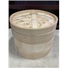 Image 3 : NEW ROUND IKEA WICKER BASKET AND LARGE BAMBOO TEIRED STEAMER