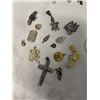 Image 2 : LOT OF BROACHES AND EARRINGS AND MISC JEWELRY