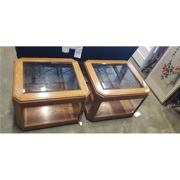 PAIR OF VINTAGE END TABLES WITH GLASS INSERT