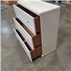 Image 2 : WHITE 3 DRAWER DRESSER