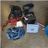 Image 1 : LOT OF ASSORTED LADIES PURSES AND BAGS