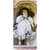 Image 2 : KATRINA COLLECTION COLLECTOR DOLL