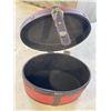 Image 6 : 4 LOCKING CASES
