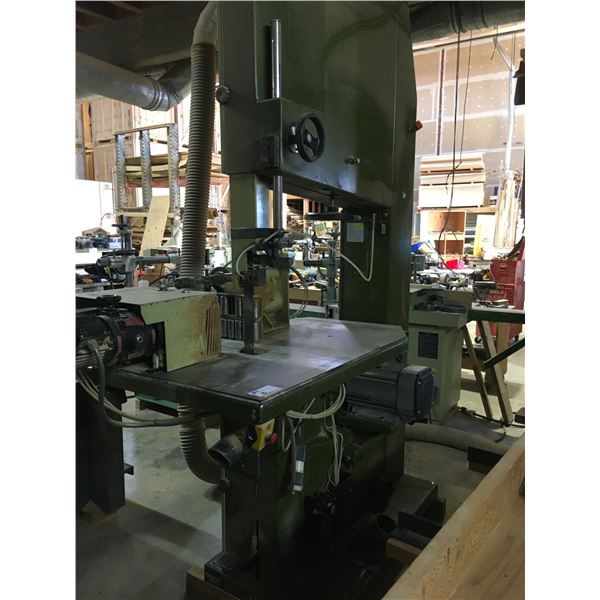 *LD* *H/C* MEBER SR-R2 900 VERTICAL BANDSAW