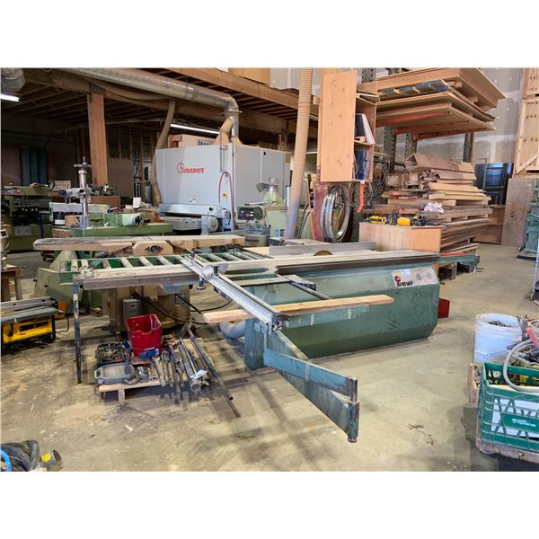 SCM MODEL SL15WF INDUSTRIAL PANEL SAW WITH 5.5'L CONVEYOR TABLE