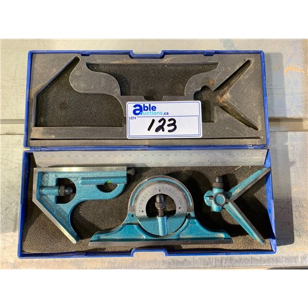 2 INDUSTRIAL CALIPERS IN STORAGE BOXES