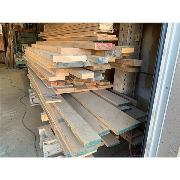 SINGLE SIDED CANTILEVER MATERIAL STORAGE RACK WITH APPROX. 3 PALLETS OF ASSORTED HARDWOOD